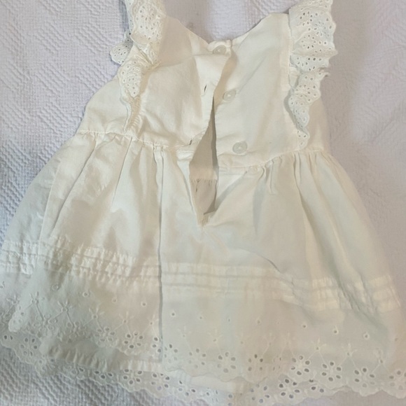 Baby OshKosh B’Gosh Eyelet Dress - Picture 2 of 3